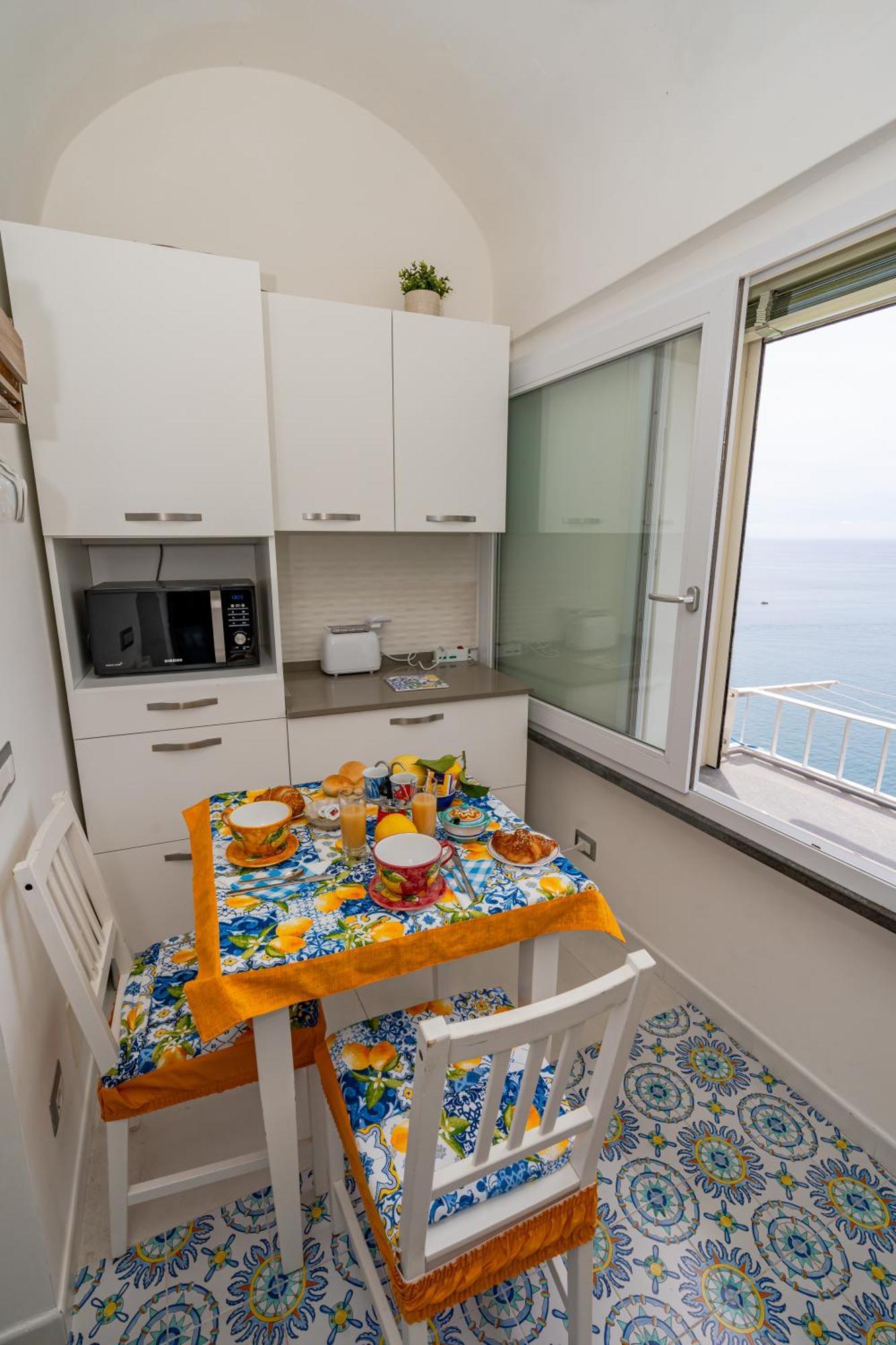 Holiday home Casa L'aurora Minori